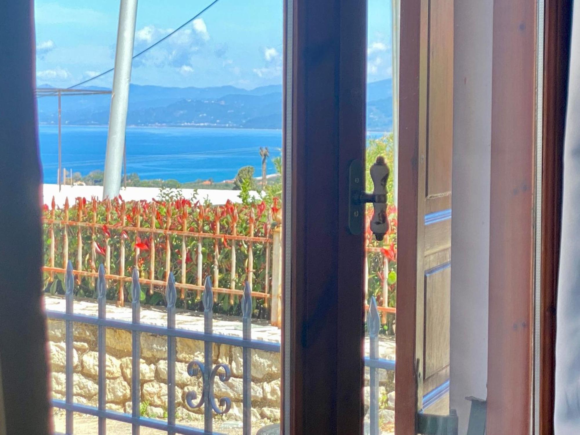 Panoraias Luxury Suite Kyparissia Exterior foto